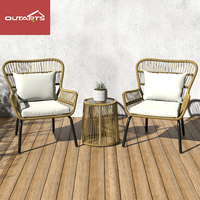 Ensemble de jardin populaire Table et chaise de balcon Ensemble de trois pièces Chaises de restaurant en plein air tissées pour patio en rotin