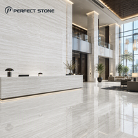 Dalles de travertin italien de luxe PerfectStone, grandes dimensions, découpées sur mesure pour mur de fond, comptoir de réception, revêtement mural