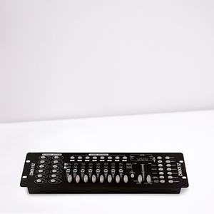 Console de contrôle DMX professionnelle 192 canaux DMX512 programmable pour éclairage de scène à têtes mobiles, effets DJ, discothèque, fête, club - Product Image 6