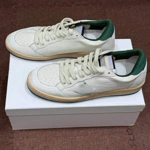 Zapatillas Deportivas GGBD de Diseño, de Cuero Genuino, Color Blanco, Antideslizantes y Cómodas, Estilo Casual Dorado - Product Image 3