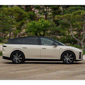 Li Auto Ideal I6 İki Tekerlekten Çekişli Standart Sürüm Saf Elektrikli SUV 5 Koltuklu Yeni Enerji Aracı Uzun Menzilli Akıllı Elektrikli Otomobil - Product Image 1