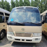 Bus Toyota Coaster d'occasion 30 places, transmission manuelle à gauche, à vendre