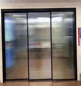 ฉากกั้นตู้เสื้อผ้าโลหะ<span class=keywords><strong>กระจก</strong></span>สองชั้นแบบ<span class=keywords><strong>เลื่อน</strong></span>ได้ดีไซน์ตามต้องการสำหรับใช้ในครัวเรือน - Product Image 4