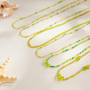 Ensemble de chaînes de taille et de ventre superposées style bohème pour femmes, avec perles de rocaille multicolores et pierres, bijoux de corps vintage pour festival et accessoires de vacances - Product Image 3