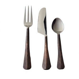 Juego de cubiertos de acero inoxidable forjado a mano con mango de cobre, 5 piezas, cubertería moderna para mesa de comedor de boda. - Product Image 1