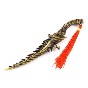 Venta caliente Juego del año Elde personaje equipwith <span class=keywords><strong>muerte</strong></span> daga Metal artesanía espada llavero regalo juguete directo de fábrica - Product Image 1