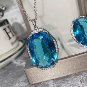 แหวนเซ็ตผู้หญิ<span class=keywords><strong>ง</strong></span>ทร<span class=keywords><strong>ง</strong></span>หรูหราประดับเพชรหลาก<span class=keywords><strong>ส</strong></span>ีสัน ขนาดใหญ่พิเศษ 20*30 กะรัต รุ่น Versa Vintage ชุบทองแด<span class=keywords><strong>ง</strong></span> ประดับเพชรทร<span class=keywords><strong>ง</strong></span>รั<span class=keywords><strong>ง</strong></span>นก<span class=keywords><strong>ส</strong></span>ีฟ้าอ่อน - Product Image 2