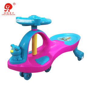 รถชิงช้าเด็กพร้อมไฟและเพลงวัสดุพลาสติกการออกแบบโค้งที่เป็นเอกลักษณ์ไม่มีแบตเตอรี่สำหรับขับรถ - Product Image 3
