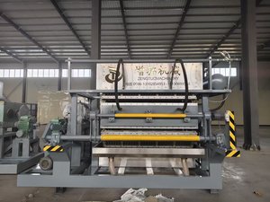 Machine de moulage de barquettes à œufs en pâte à papier contrôlée par PLC, 5000 pièces/heure, avec pompe et <span class=keywords><strong>moteur</strong></span> de séchage, entraînée par <span class=keywords><strong>moteur</strong></span>, prix usine - Product Image 4