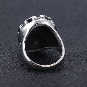 Bague <span class=keywords><strong>Crâne</strong></span> Gothique & Punk Rétro en Acier Inoxydable Hypoallergénique de Haute Qualité pour Hommes - Product Image 6