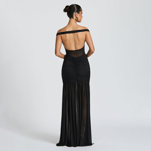 Robe longue à épaules dénudées avec fente et fronces, dos nu, robe de soirée verte - Product Image 4