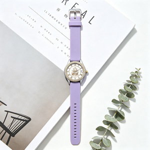 Reloj de Lujo para Mujer con Diseño de Velero, Números Romanos, Esfera Amarillo Claro, Correa de Silicona de Liberación Rápida, Reloj de Cuarzo para Dama - Product Image 4