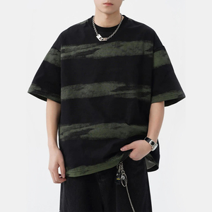 Camiseta KingSen personalizada de manga corta 100% algodón con contraste de color, hombros caídos, estilo casual y holgado para hombre. - Product Image 5