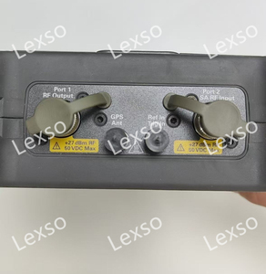 Analyseur de combinaison d'antennes et de câbles RF FieldFox 26,5 GHz N9918A d'occasion (95 % neuf) - Product Image 4