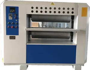 Offre Spéciale WPC/panneau de mousse/en bois massif/MDF GAUFRAGE machine