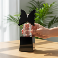 Trophée Papillon en Cristal Noir K9 Gravé au Laser, Étanche, Durable, Résistant aux Rayures – Cadeau Moderne pour Entreprises – Offre Spéciale