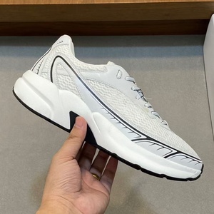 Calzado Deportivo Retro Cómodo y Ligero, Zapatos Casuales de Alta Calidad para Hombre, Diseño Original de Marca, Hechos a Medida, para las Cuatro Estaciones - Product Image 4