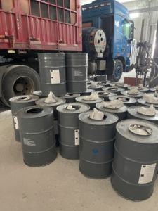 Fornitura Diretta dalla Fabbrica: Carburo di Calcio in Blocchi 10-80mm, Misure Personalizzabili per la Maturazione della Frutta e l'Industria - Product Image 4