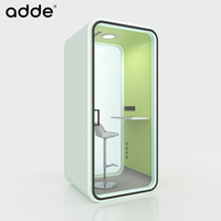 Cabine de studio modulaire insonorisée de luxe moderne en alliage d'aluminium pour l'enregistrement vocal et les appels téléphoniques en extérieur
