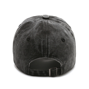 Cappello Piatto Personalizzabile di Alta Qualità con Motivo Personalizzato Disponibile in Spagna per Esigenze di Stile Uniche - Product Image 3