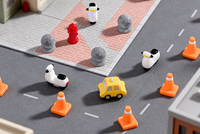 Figuras de Tráfico de Resina Realistas: Caja de Contador de Tráfico, Taxi, Cono de Tráfico, Lomo de Carretera, Camión de Basura, Camión de Bomberos, Camión Mezclador, Juguete Educativo de Seguridad