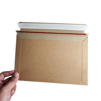 Enveloppe d'emballage en papier pour expédition et livraison avec logo personnalisé, sac postal d'expédition en papier recyclable personnalisé vente en gros