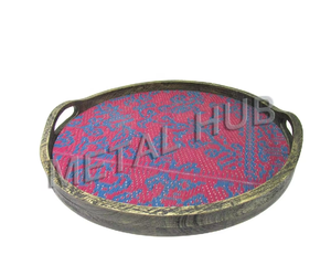 Plateau à collation de cuisine de luxe pour la maison Plat de service en bois de manguier massif personnalisé affichant vos plats préférés en noyer noir - Product Image 1