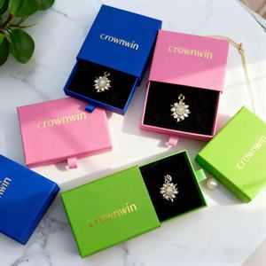 Boîte à bijoux rigide à ouverture coulissante avec poignée en ruban et doublure en éponge, emballage protecteur écologique pour bagues - Product Image 2