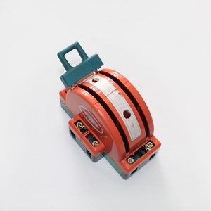 Muestra Gratuita Interruptor de Cuchilla de Doble Tiro 4 Polos 63A 250V Cobre o Hierro Interruptor de Conmutación <span class=keywords><strong>Ingelec</strong></span> 2*32P - Product Image 5