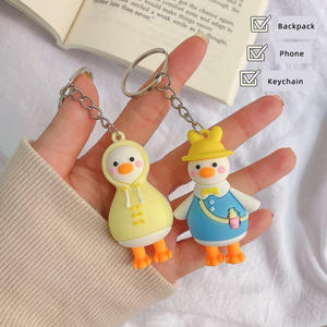 Niedliche Kippkopf Ente PVC Internet Promi Street Stall Puppe Spielzeug Anhänger Großhandel Weiche PVC Schlüssel anhänger Spielzeug - Product Image 2