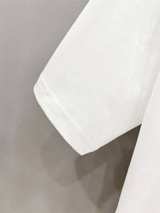 Ropa de Diseñador Unisex para Hombre y Mujer de Marcas Famosas Camiseta Clásica Holgada de Lujo - Product Image 4