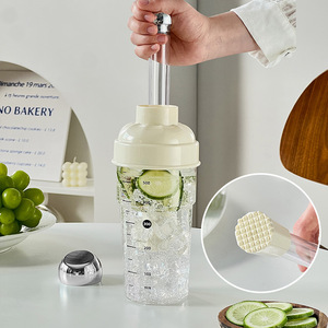En gros, ensemble d'outils pour la préparation de thé au citron <span class=keywords><strong>maison</strong></span>, avec <span class=keywords><strong>shaker</strong></span> manuel robuste et résistant pour la préparation directe, idéal pour les stands de thé au lait. - Product Image 2