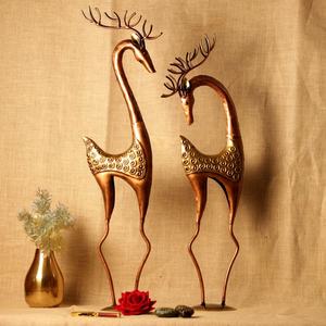 Figurine décorative de renne en fer, objet décoratif en métal fait main pour la décoration de Noël, la décoration intérieure et comme article cadeau - Product Image 1