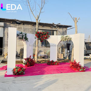 Arche de toile de fond en métal blanc sur mesure, nouvelle conception LEDA, pour décoration de scène de mariage ou de fête. - Product Image 2