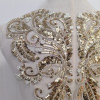 Accessoires de broderie en perles de soie humaine, maille lourde, papillon à perles dorées, paillettes, vêtements faits à la main, vêtements de mariage