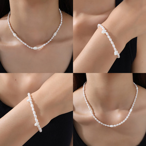 Freshwater Pearl Beaded Necklace And <b>Bracelet</b> <b>Set</b> Heart Shape Irregular Women's Everyday Wear Stainless Steel 18K Gold Plated - Product Image 4