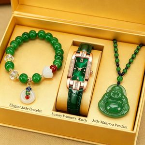 Montre de luxe avec diamants délicats, montre verte de style étudiant rétro, montre pour femme de niche, design simple et élégant - Product Image 6
