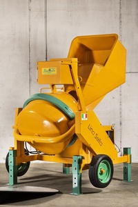 Italian Professional Hydraulic Manual Concrete Mixer for Sale Self-Loading Mixer - Product Image 4