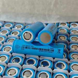 Batteria <span class=keywords><strong>TNR</strong></span> 18650/35U, Cella 18650 2600mAh 5C 13A ad Alta Scarica, Semi-Solid State, Lunga Durata, LiNiMnCoO2/NMC 3.6V per Uso da -20 a 60°C - Product Image 5
