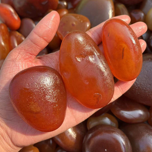 Đá <span class=keywords><strong>Carnelian</strong></span> đỏ tự nhiên, đánh bóng thủ công, thô, dạng đá lòng bàn tay, thạch anh, tinh thể chữa bệnh, đá cuội, khuyến mãi nóng - Product Image 4