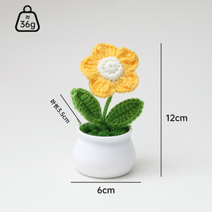 Bouquet di Rose Mini Carine all'Ingrosso, Decorazione da Scrivania per il Supporto Emotivo, Giocattolo Fatto a Mano all'Uncinetto in Vaso per Casa e Ufficio - Product Image 2