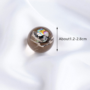 Piedras de Chakra naturales al por mayor, cristal <span class=keywords><strong>ahumado</strong></span> curativo, Mini bolas de <span class=keywords><strong>cuarzo</strong></span> de humo craquelado, 2 cm, esfera de cristal de arcoíris, <span class=keywords><strong>colgante</strong></span> de Reiki - Product Image 2