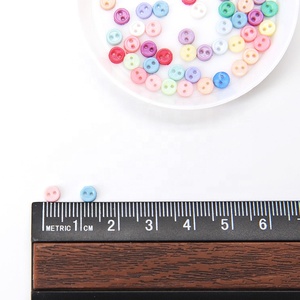 Siêu Nhỏ 4Mm Nhựa Mỏng Biên Giới Hai Mắt Heo Mũi Bé Ăn Mặc Búp Bê Nút Mini Nút Cho Tùy Chỉnh - Product Image 5