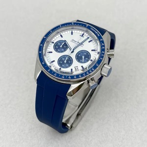 Montre chronographe à quartz de 40 mm pour hommes, boîtier en acier massif avec bracelet en caoutchouc, mouvement VK63 - Product Image 2