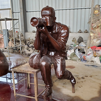 Escultura de Figura Personalizada, Gran Estatua de Fotógrafo en Bronce para Plazas y Proyectos Comerciales