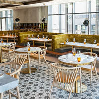 Ensemble de chaises de table à manger pour restaurant Mobilier moderne haut de gamme pour hôtel et restaurant