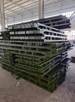 Maison préfabriquée en structure acier avec poutres en H laminées à chaud et design industriel pour usage extérieur