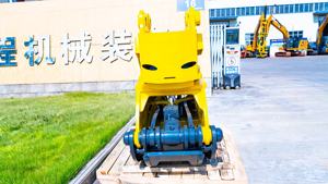 XUVOL Towable Log <b>Trailer</b> with Wheeled Hydraulic Grab Excavator 25 Ton Loading and Unloading Sugar Cane Wood Grapple - Product Image 4