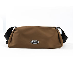 Bandolera de moda personalizada de fábrica, bandolera de nailon suave en forma de almohada, cuerpo cruzado con cierre de cremallera - Product Image 2