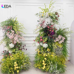 Nuevo Arreglo Floral LEDA en Amarillo, Rosa y Verde, Guirnalda de Flores Hecha a Mano para Decoración de Bodas, Eventos y Fiestas, para el Día de San Valentín - Product Image 2